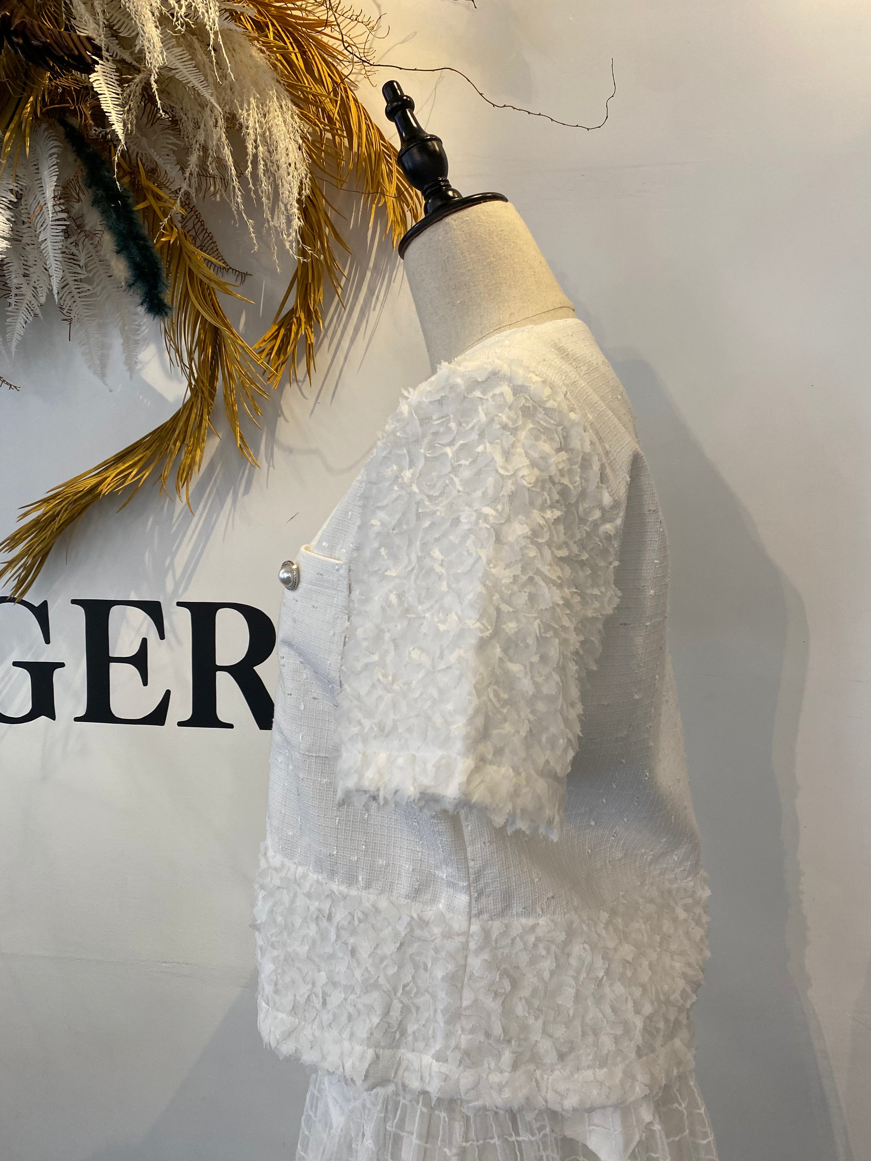 5017 ツイード風ホワイトジャケット