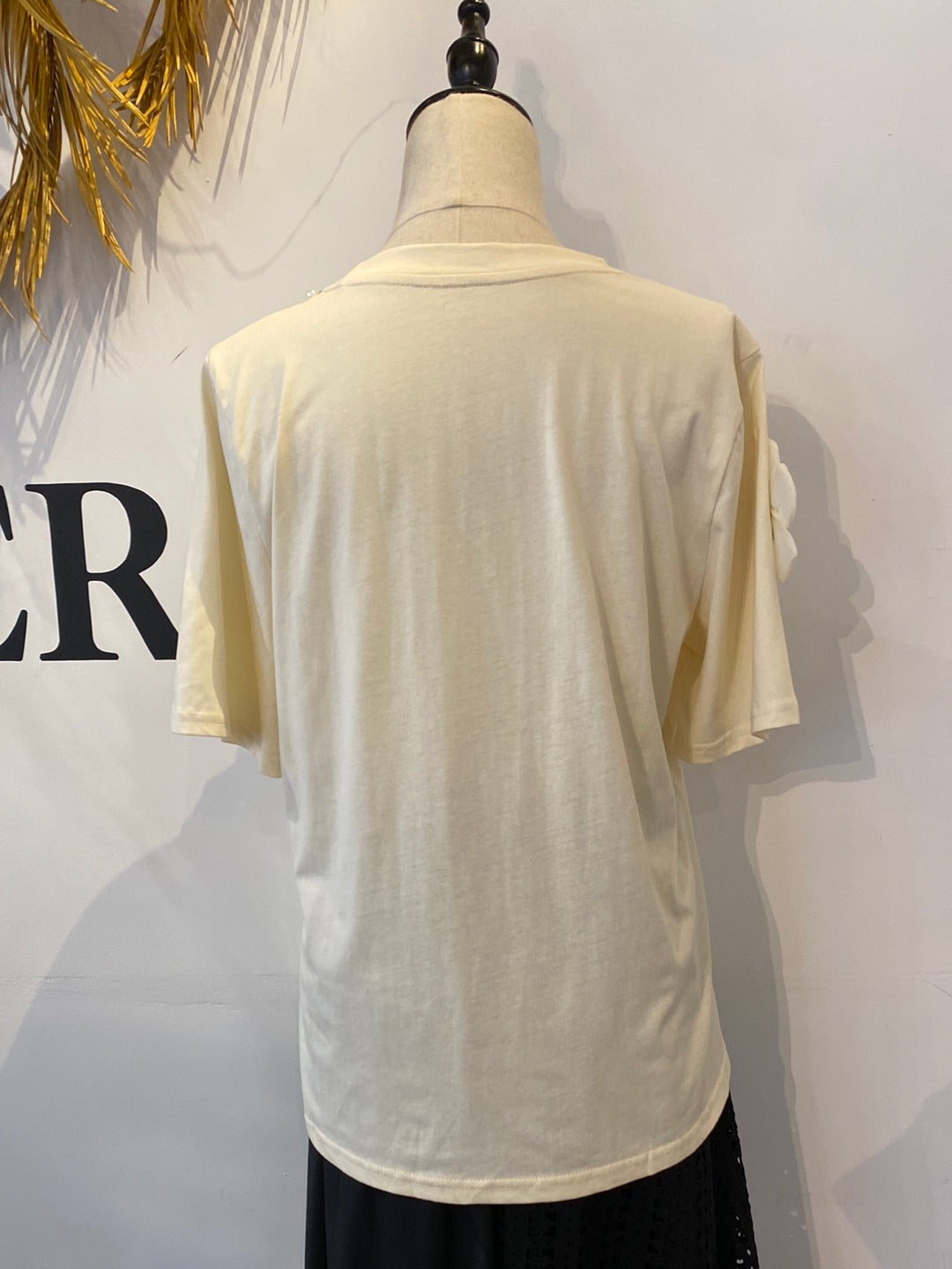 5074 フラワーTシャツ